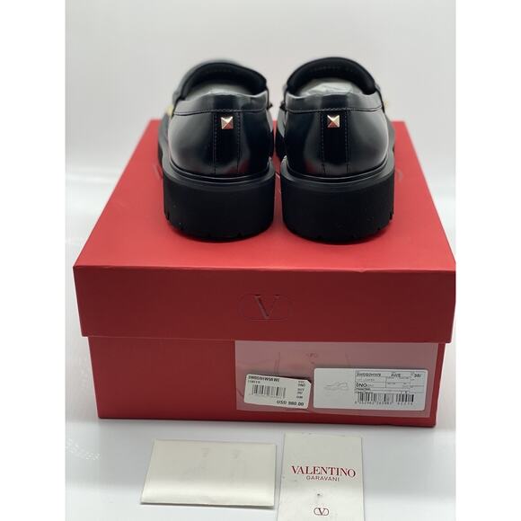 Valentino Garavani Rockstud Calfskin Loafer sz. 38 eu (8 us) - Picture 4 of 7
